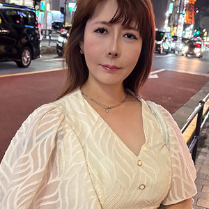 史香さん（htut677）【特典画像付き／人妻空蝉橋】